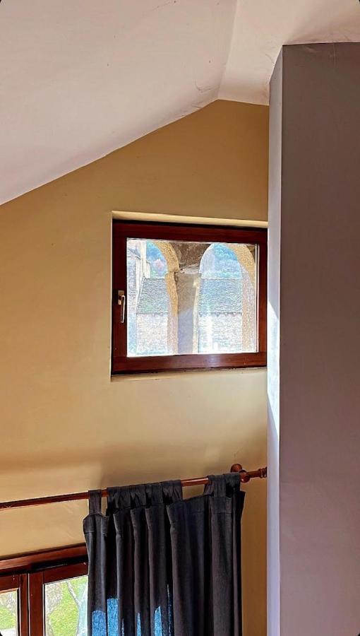 Apartamentos Turisticos San Juan De La Pena Santa Cruz de la Serós المظهر الخارجي الصورة