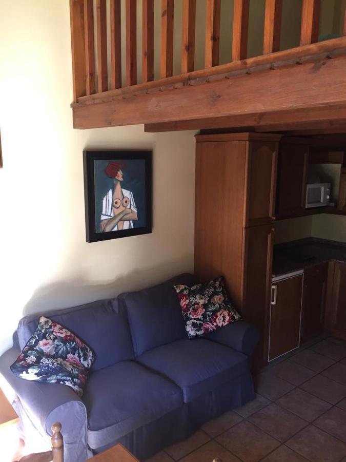 Apartamentos Turisticos San Juan De La Pena Santa Cruz de la Serós المظهر الخارجي الصورة