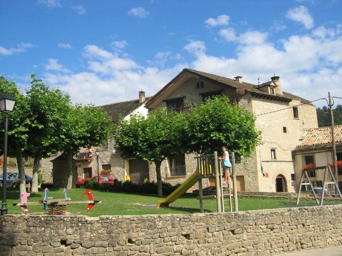 Apartamentos Turisticos San Juan De La Pena Santa Cruz de la Serós المظهر الخارجي الصورة